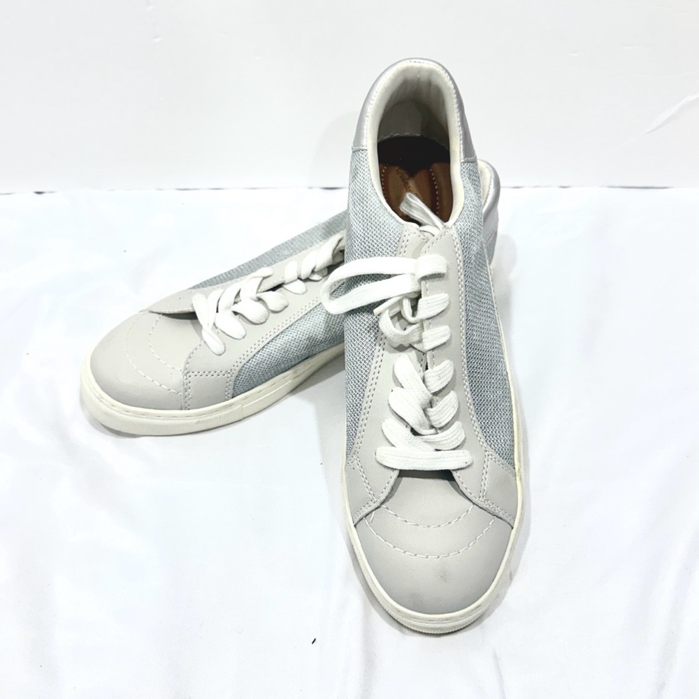 Universal Thread Silver Metallic Mesh Sneakers Low Top Lace Up Shoes